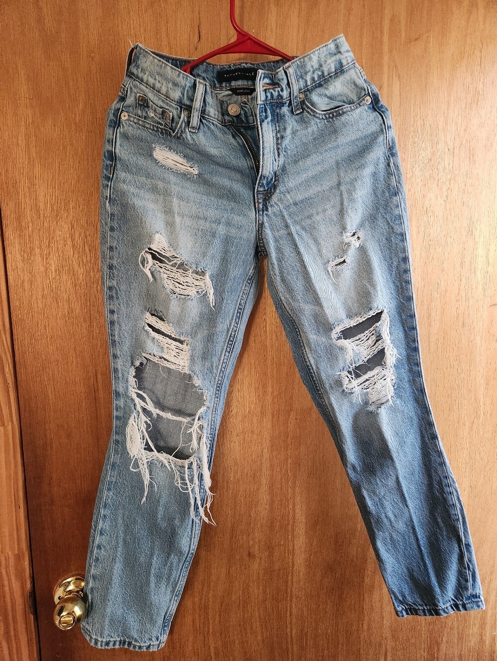 Aeropostale Light Blue Distressed Moms Jeans